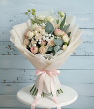 Букет цветов из:  Розы и Лизиантусы в Щедрино