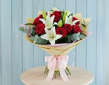 Букет цветов из:  Лилии и Розы в Щедрино