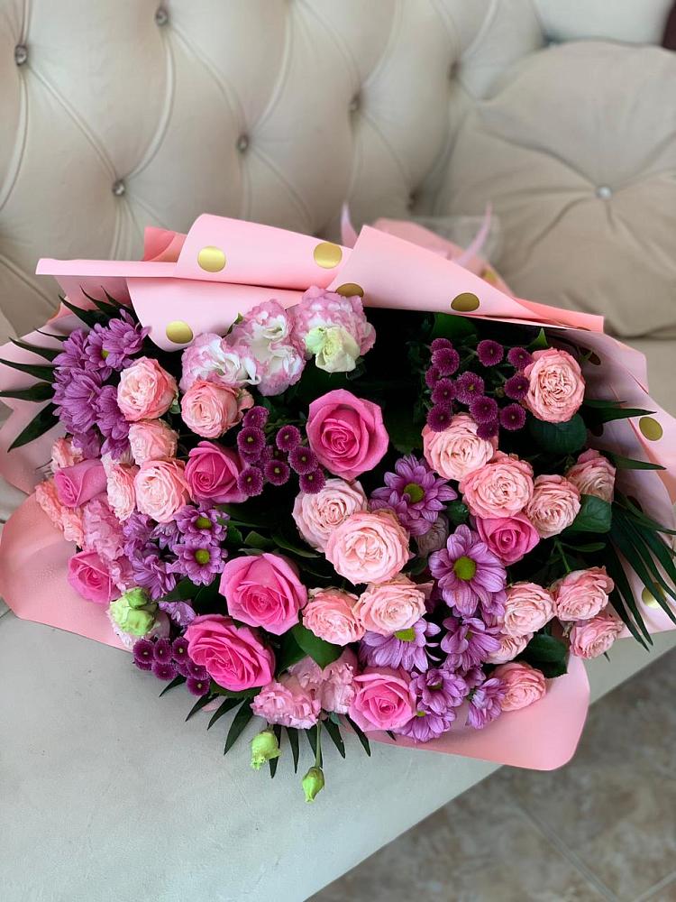 Букет цветов из: Хризантемы, Розы и Лизиантусы в Щедрино