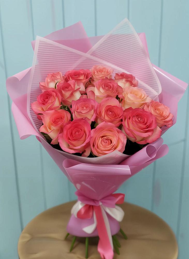 Букет 15 Розовых роз Равель в Щедрино