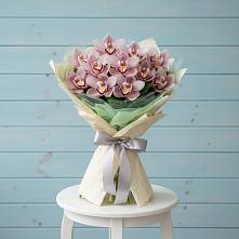 Букет цветов из:  Орхидеи и Розы в Щедрино