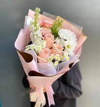 Букет цветов из:  Хризантемы и Розы в Щедрино