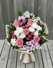 Букет цветов из:  Альстромерии, Гвоздики, Розы и Хризантемы в Щедрино