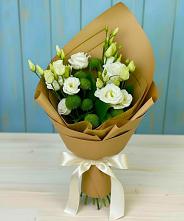 Букет цветов из:  Хризантемы и Лизиантусы в Щедрино