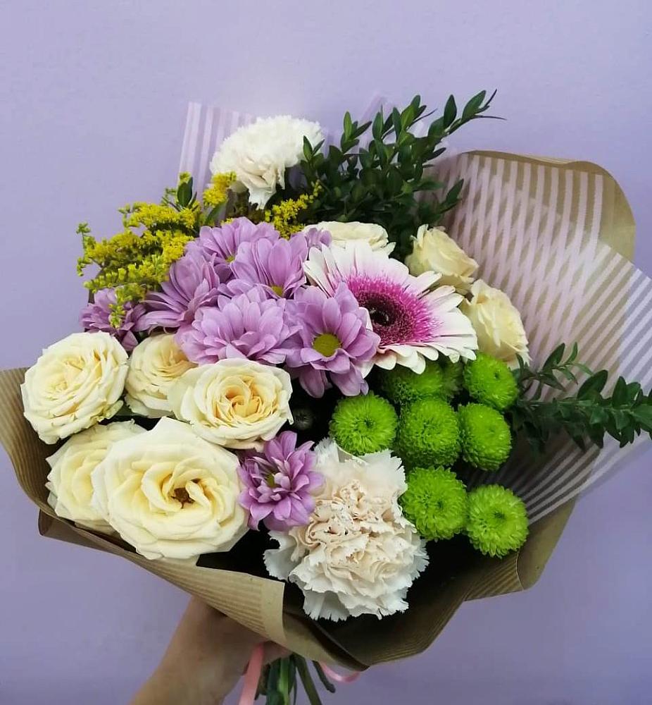 Букет цветов из: Хризантемы, Розы, Гвоздики и Герберы в Щедрино